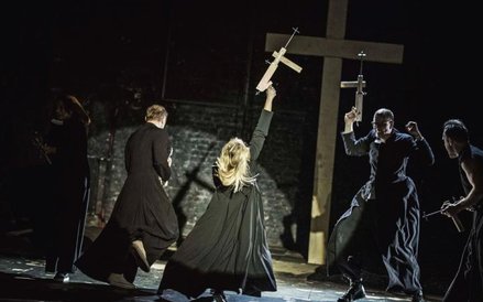 Klątwa Olivera Frljicia wg Wyspiańskiego.