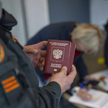 Mieszkańcy zaanektowanych terenów mają miesiąc na wybór obywatelstwa