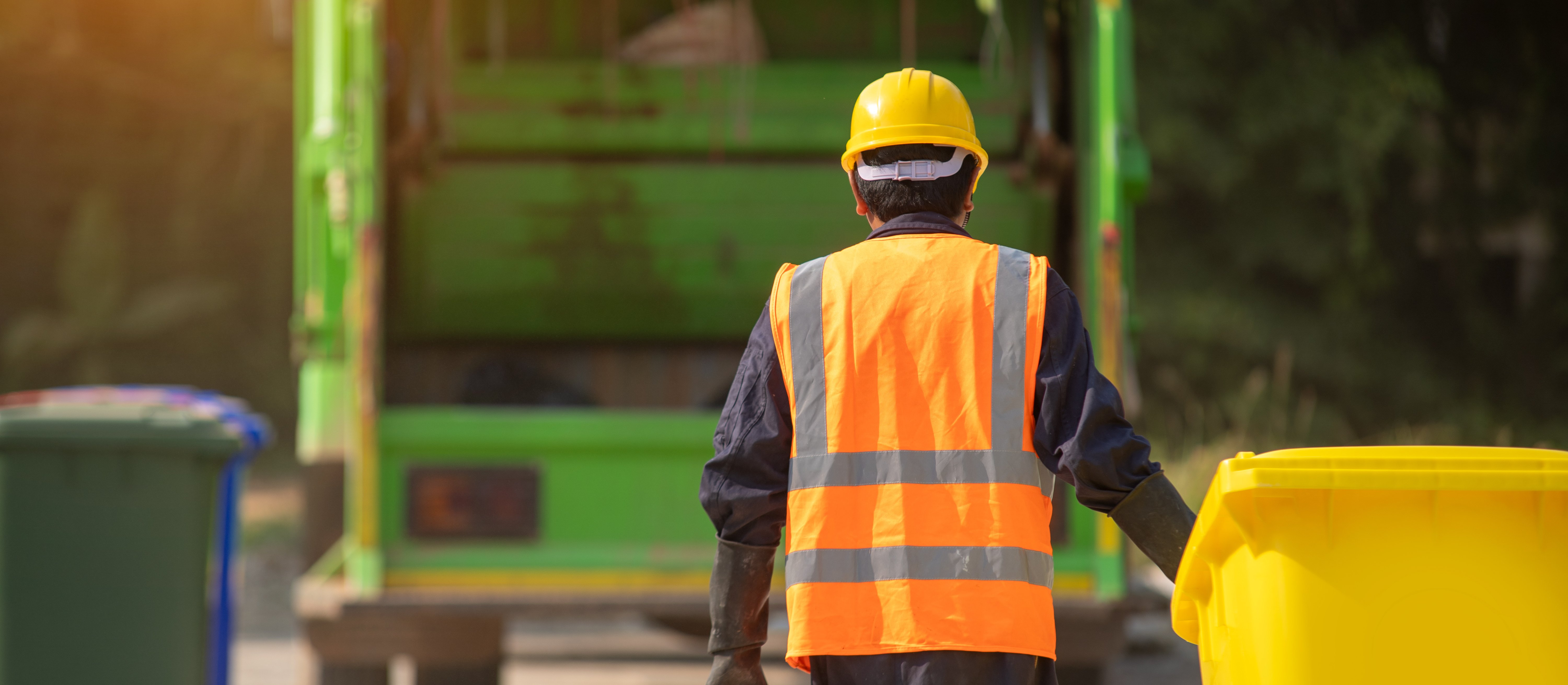 Ministerstwo odwleka prace nad ustawą. To może oznaczać wzrost opłat za odpady