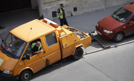 Tydzień na opłacenie holowania i parkingu - projekt nowelizacji prawa o ruchu drogowym