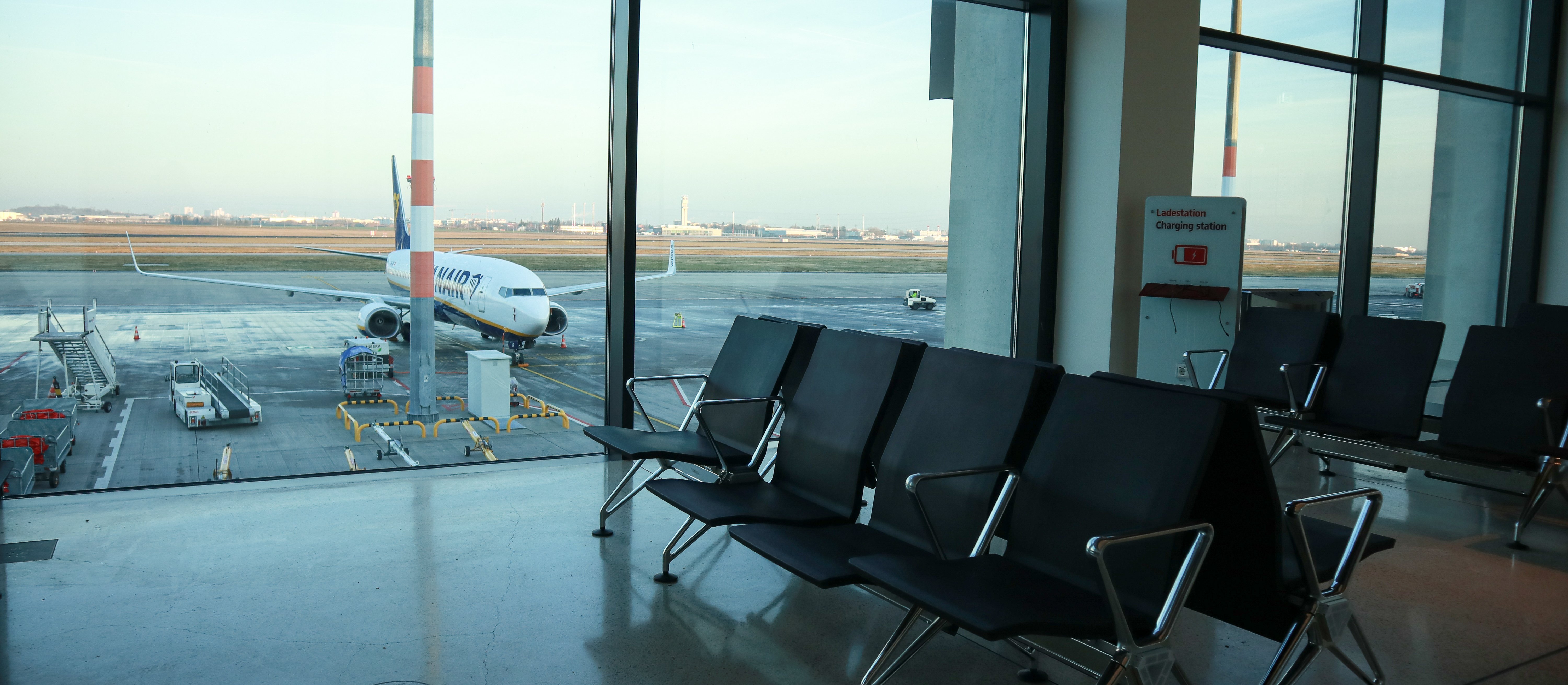 Lotnisko w Gdańsku nie chciało chińskich skanerów bagażu. Jest wyrok w sprawie