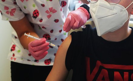 Holandia: 12-latek poszedł do sądu, bo rodzice nie mogli porozumieć się ws. jego szczepienia