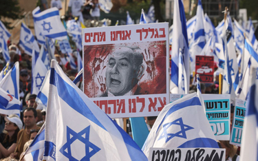Nie ustają protesty przeciwko rządom Netanjahu. Na zdjęciu protest przed Knesetem, Jerozolima, 20 ma