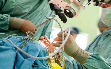 Chirurdzy: asystenci medyczni nie zastąpią lekarzy