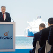 Piotr Woźniak, prezes PGNiG w porcie w Świnoujściu.