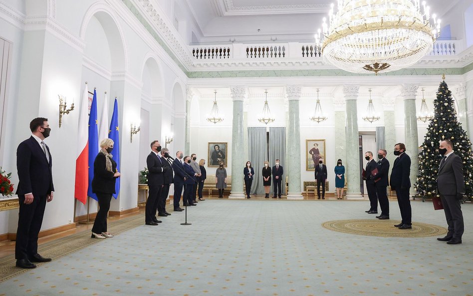 Duże zmiany w Kancelarii Prezydenta. Odchodzą Szczerski i Mucha