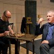 Cezary Kosiński (Mrożek) i Jan Englert (Gombrowicz) w trakcie próby „Dowodu na istnienie drugiego"; 