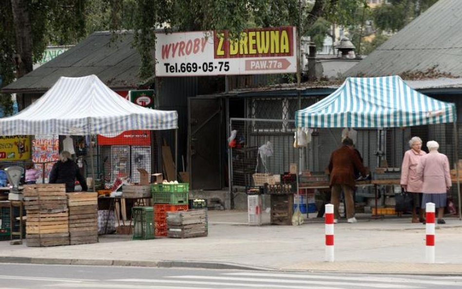 Trudno zwalczać nielegalny handel uliczny