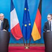 Minister spraw zagranicznych Francji Jean-Yves Le Drian (z lwej) i szef niemieckiego MSZ M. Heiko Ma