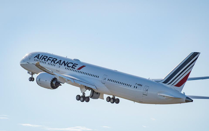 Air France: Dreamlinery do Kairu i Montrealu