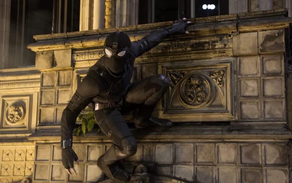 Spider-Man (Tom Holland) na gościnnych występach w Europie