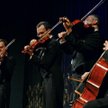 Grupa MoCarta, która pojawi się na dziedzińcu 15 sierpnia udowadnia, że do muzyki poważnej można pod
