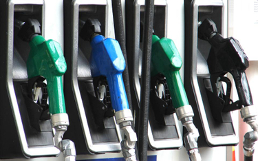 Zerowa akcyza oznacza obowiązek uiszczenia opłaty paliwowej - interpretacja podatkowa