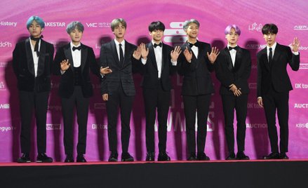 Koreański pop zyskał popularność na całym świecie w dużej mierze dzięki sukcesom grupy BTS.