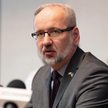 Minister Adam Niedzielski narzeka na brak wsparcia Komisji Europejskiej przy szczepieniu uchodźców