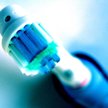 Prawie milion Polaków bez szczoteczki do zębów