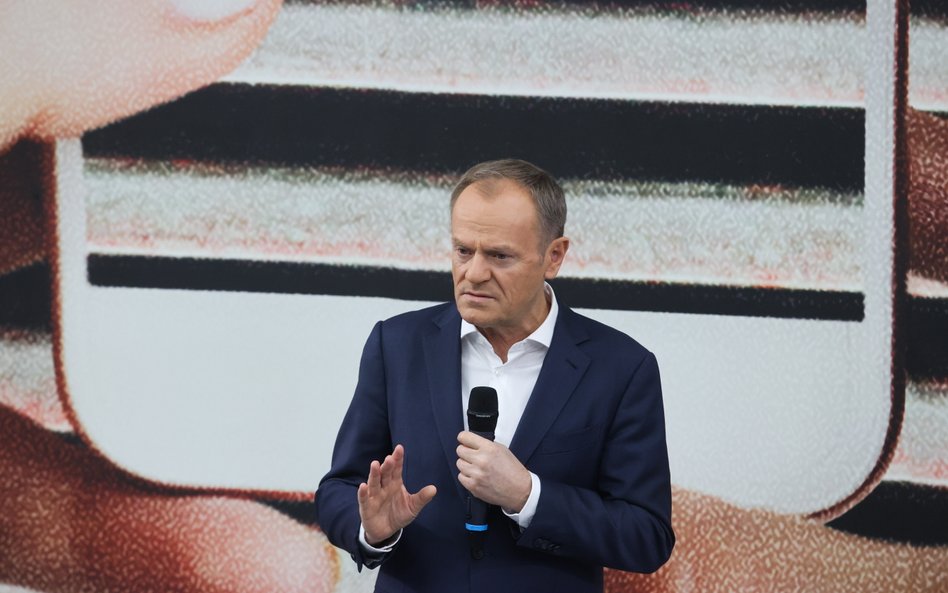 Przewodniczący Platformy Obywatelskiej Donald Tusk na spotkaniu otwartym z młodzieżą w Mediatece MeM