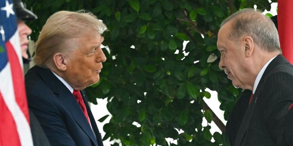 Donald Trump jedzie na szczyt NATO z prezentem dla Turcji. Zmieni swoją decyzję sprzed lat