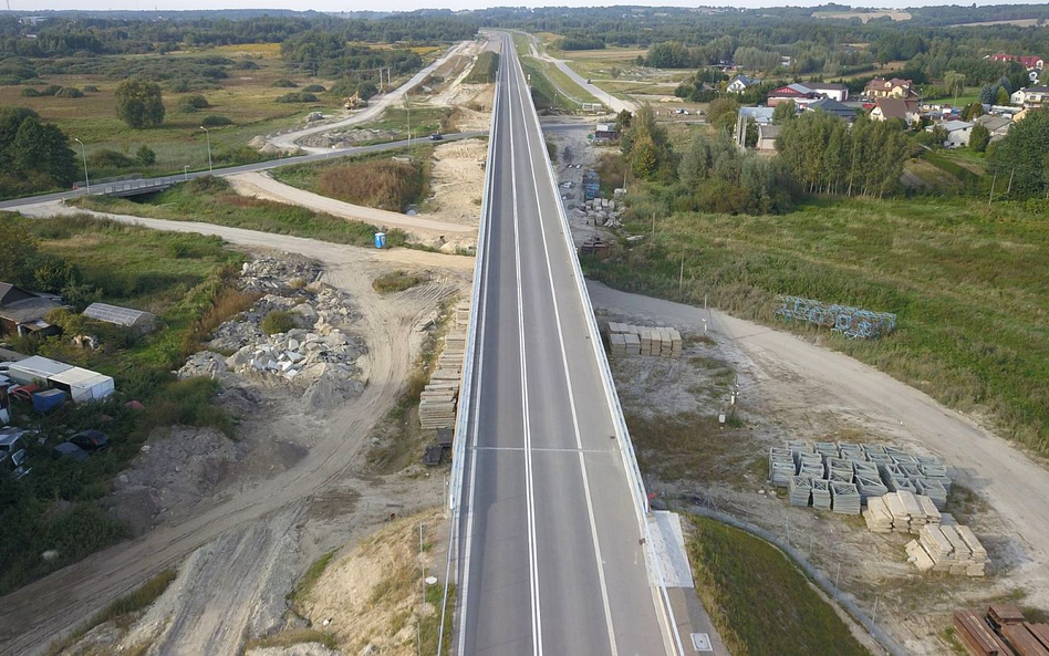 Opóźnia się budowa szybkich dróg na Mazowszu