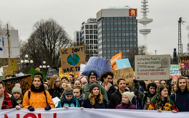 Niemcy: Uczniowie na ulicach. "Okradacie nas z przyszłości"