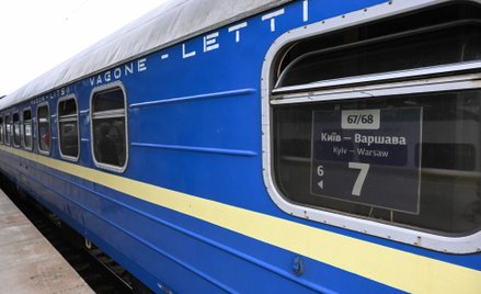 Pociąg relacji Kijów-Warszawa, który przyjechał do stolicy Polski z ok. 370-minutowym opóźnieniem