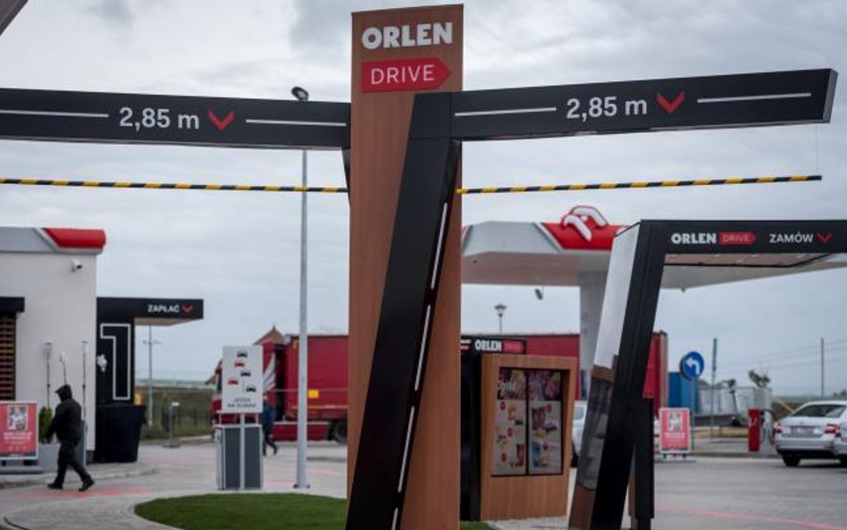 Orlen pierwszą stację, na której można zatankować, zamówić produkty gastronomiczne i zapłacić za wsz