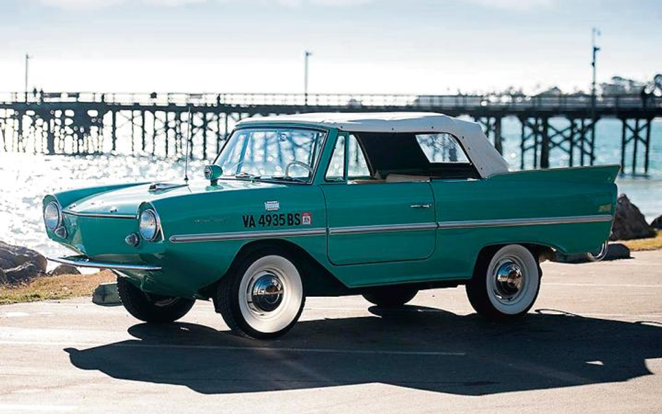 Nazwa Amphicar pochodzi od amfibii (ang. amphibious) i samochodu (ang. car). Amphicar 770 to czteroo