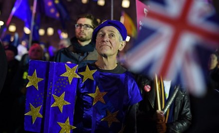 Brytyjczycy coraz bardziej chcą zostać w UE