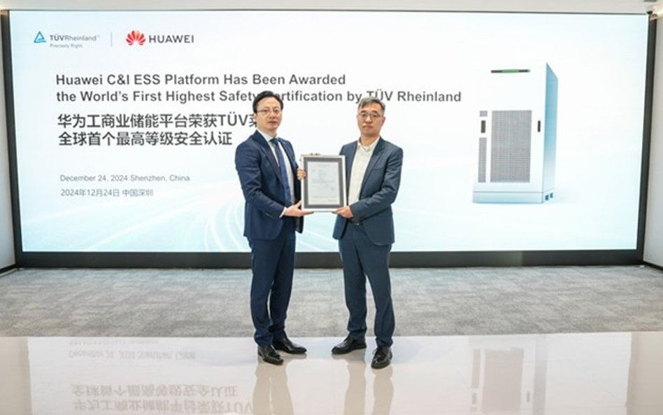 Magazyny energii firmy Huawei dla zastosowań komercyjnych i przemysłowych jako pierwsza na świecie u