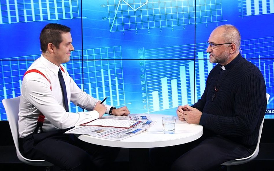 Ksiądz Jacek Gniadek: Chęć zysku, a postawa chrześcijańska