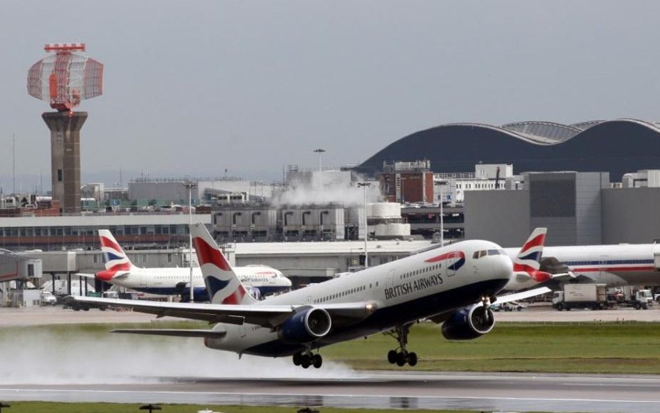 Przeciwnicy rozbudowy Heathrow idą do sądu