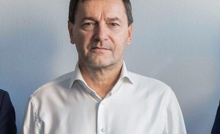 Popyt na pracę spada w niektórych sektorach, a ogólnie rośnie coraz wolniej. Nie sądzę, że z tego po