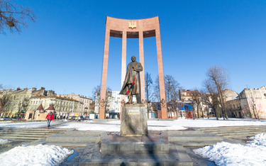 Pomnik Stepana Bandery we Lwowie został odsłonięty 14 października 2007 r.