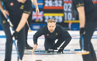 Szwed Niklas Edin w Pekinie zdobył złoto w curlingu. Jego dyscyplina nie jest tania. Szczotka z wymi