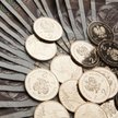 Polska waluta przeżywa trudne chwile. W ostatnich tygodniach wyraźnie osłabiła się w relacji do euro