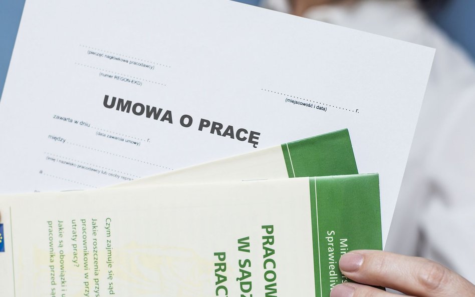 Holding nie może służyć obejściu przepisów prawa pracy