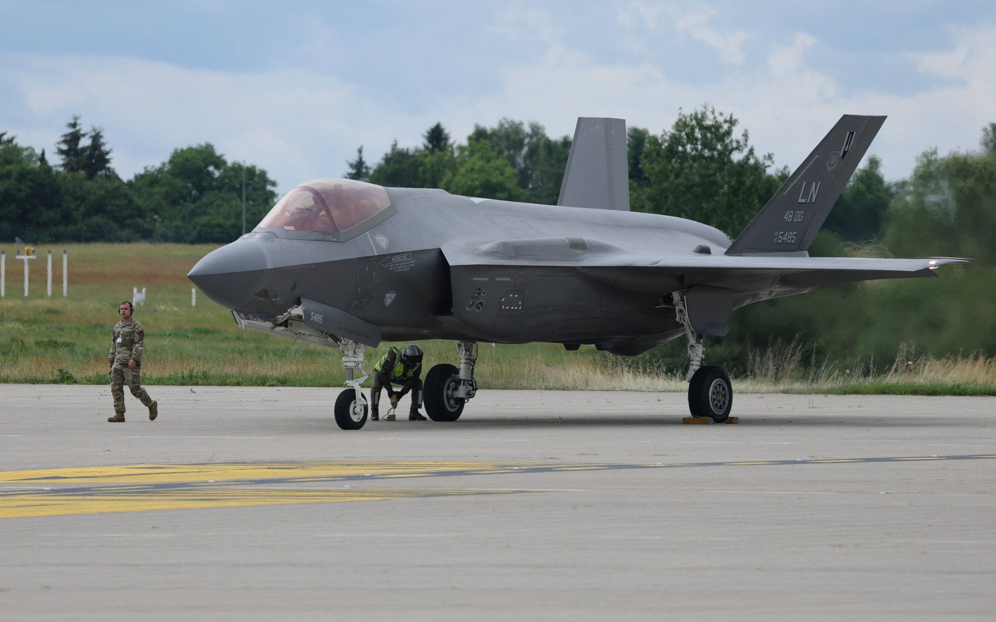 F-35 trafiają do odbiorców bez radarów. Problem istnieje