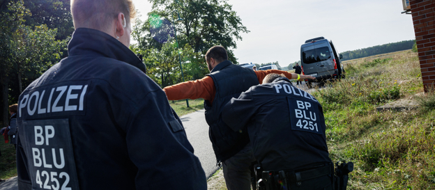Kontrola pod Forst. Niemiecka policja sprawdza cudzoziemców przy granicy z Polską