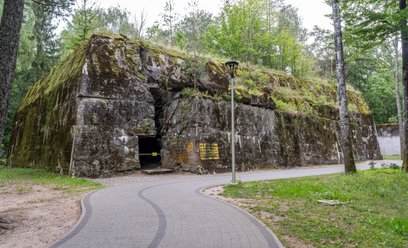 Archeolodzy prowadzą badania w domu Hermanna Göringa w Wilczym Szańcu