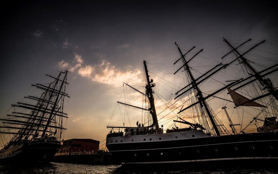 Do Szczecina płynie 55 żaglowców i jachtów z 18 krajów