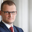 Szefernaker: Nie rozważamy przełożenia wyborów