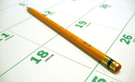 Z faktu, iż pracodawca nie prowadził ewidencji, nie można wyprowadzać wniosku, że pracownik świadczy