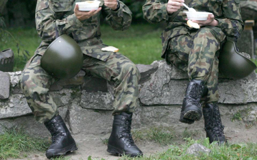 RPO do Sił Zbrojnych: co ma jeść wegetarianin powołany na ćwiczenia wojskowe?