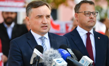 Zbigniew Ziobro i Marcin Romanowski podczas kampanii przed wyborami parlamentarnymi w 2023 roku