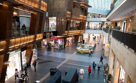 Empiki znów otwarte. Sieć dogaduje się z centrami