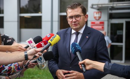 Ani wojewoda Krzysztof Jan Klęczar (PSL) ani poseł Łukasz Kmita (PiS) nie zostali wybrani na marszał