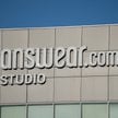 Reklamowe wydatki sprowadziły Answear.com pod kreskę. "Rok zaciskania zębów"