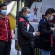 Epidemia koronawirusa: Chińczycy wprowadzają blokadę kolejnych miast. Kontrole w Szanghaju