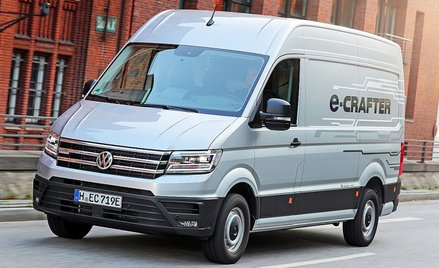 4,25-tonowym elektrykiem z kategorią B