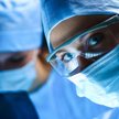 Pozew zbiorowy pracowników medycznych przeciwko państwu za odebrane dodatki do pensji